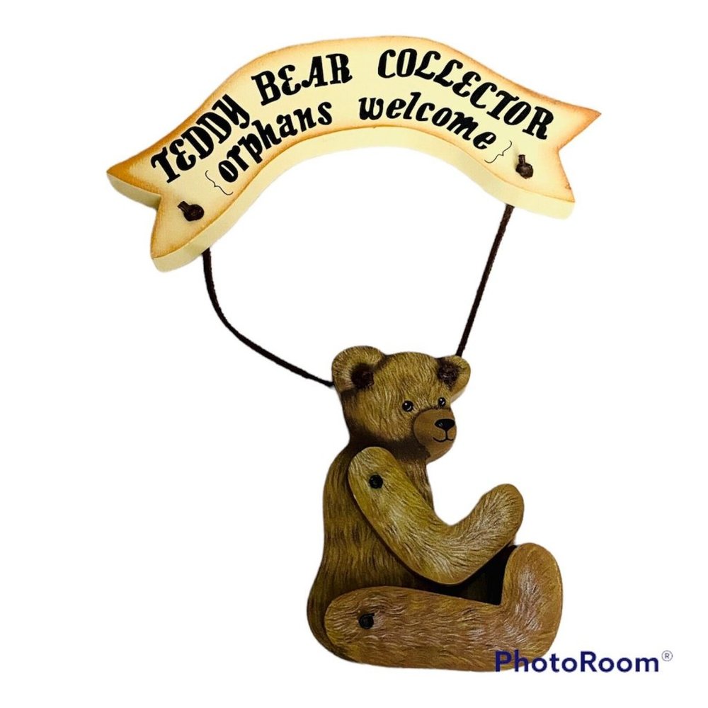Teddy Bear Collector Wood‎ Plaque w/ Hanging Jointed Bear Moveable Wall Sign